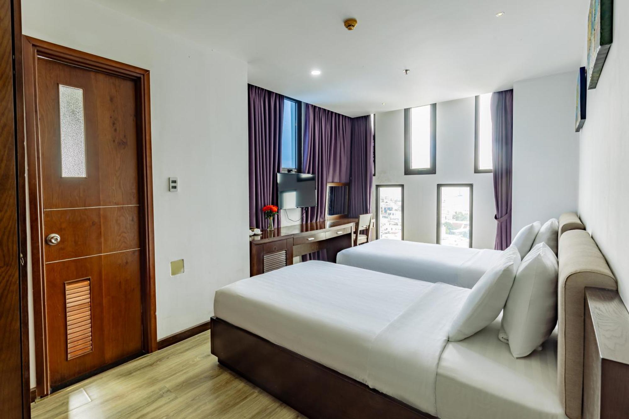 Golden Sun Hotel Danang Exterior photo